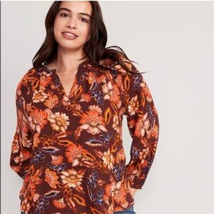 Old Navy Long Sleeve Split Neck Top Red Floral Long Sleeve Women’s Size L Large